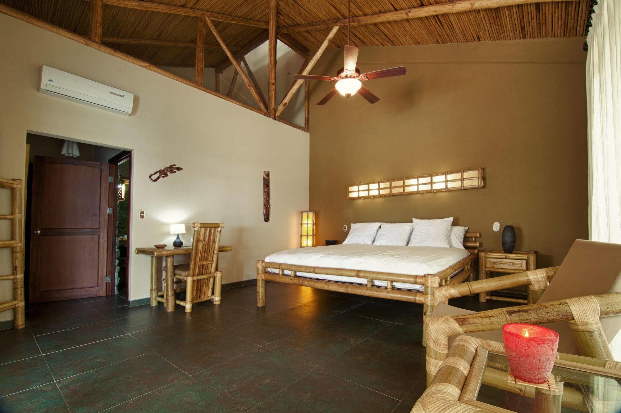 Clandestino Beach Resort Parrita Δωμάτιο φωτογραφία